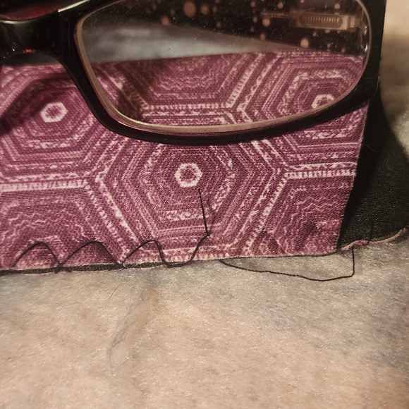 Bundle of reading glasses - Picture 8 of 9